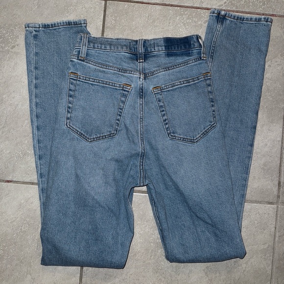 Abercrombie & Fitch the 90s slim straight ultra high rise jeans 24 00L - Picture 2 of 4